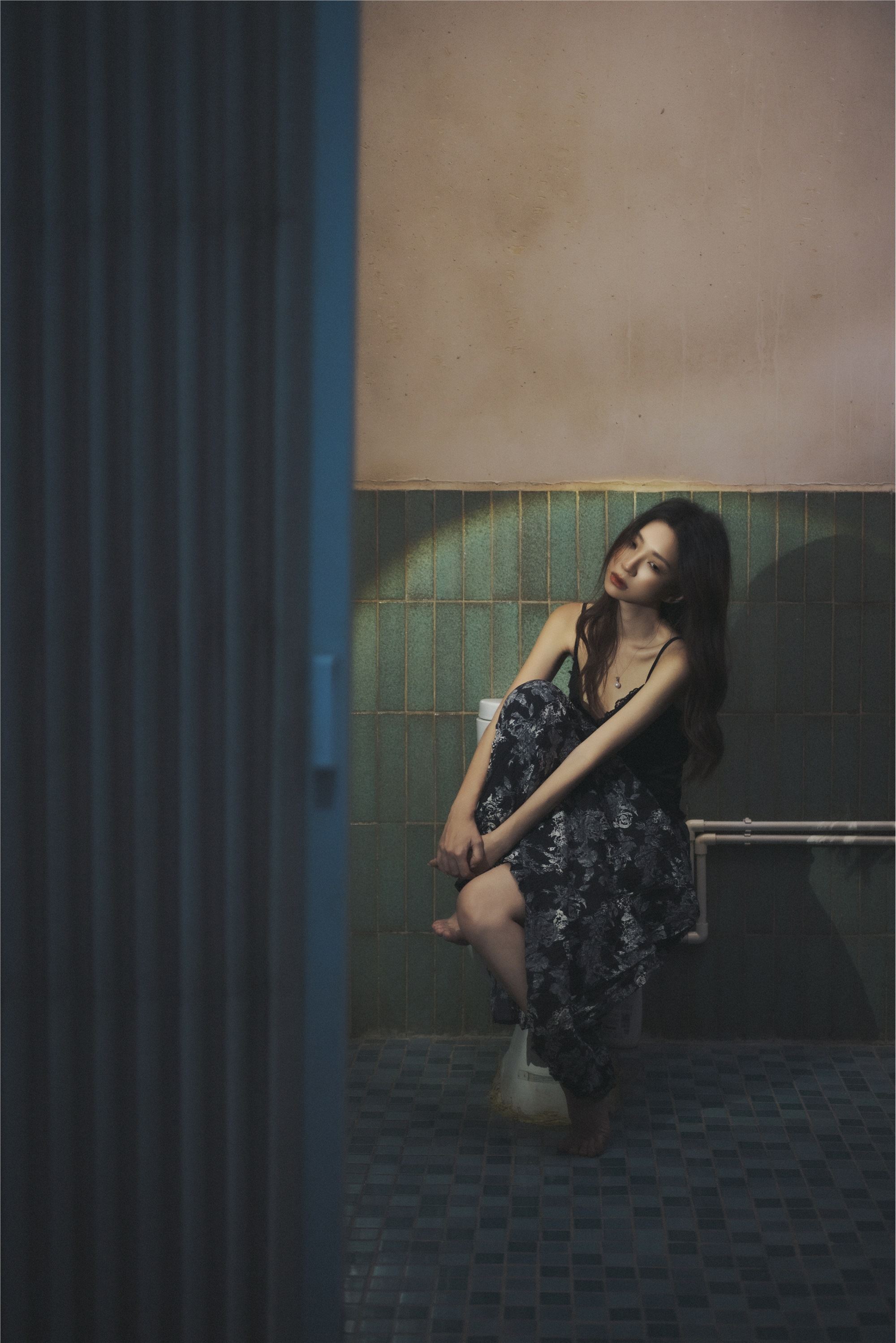 YITUYU艺图语 2025.01.18 孤独感 失眠面包蟹